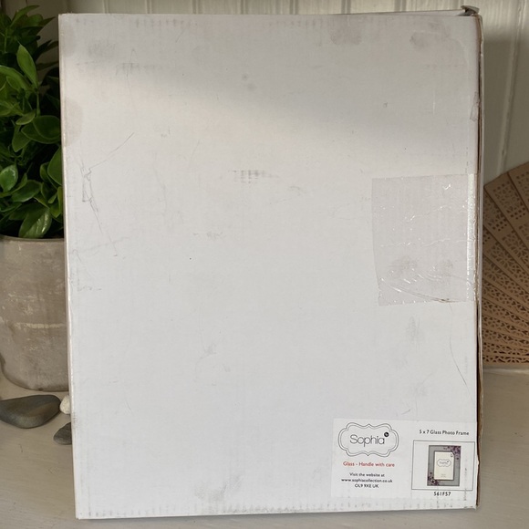 Purple Butterfly Flower Glass Picture Frame - 5x7 - Picture 4 of 4